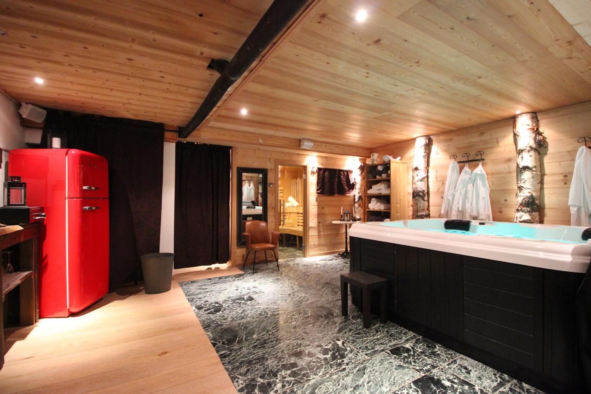 Hotell Millefiori- Alpine Event Lodge Вальтурнанш Екстер'єр фото
