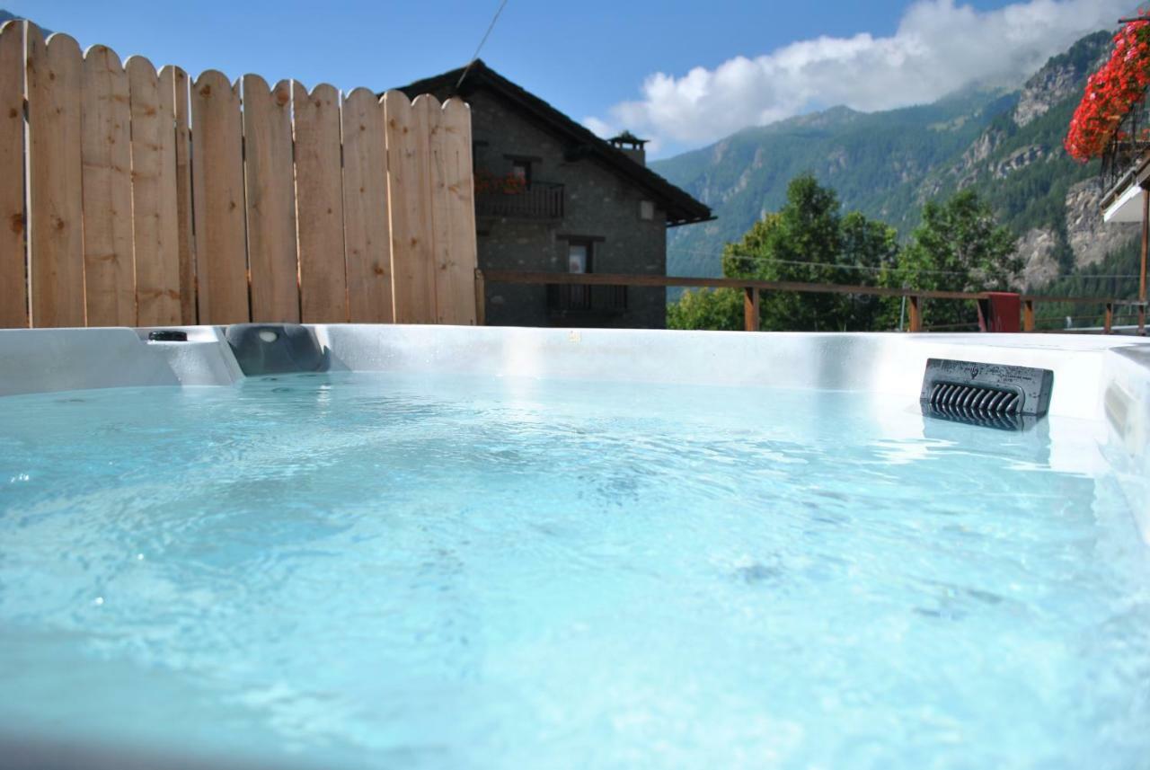 Hotell Millefiori- Alpine Event Lodge Вальтурнанш Екстер'єр фото